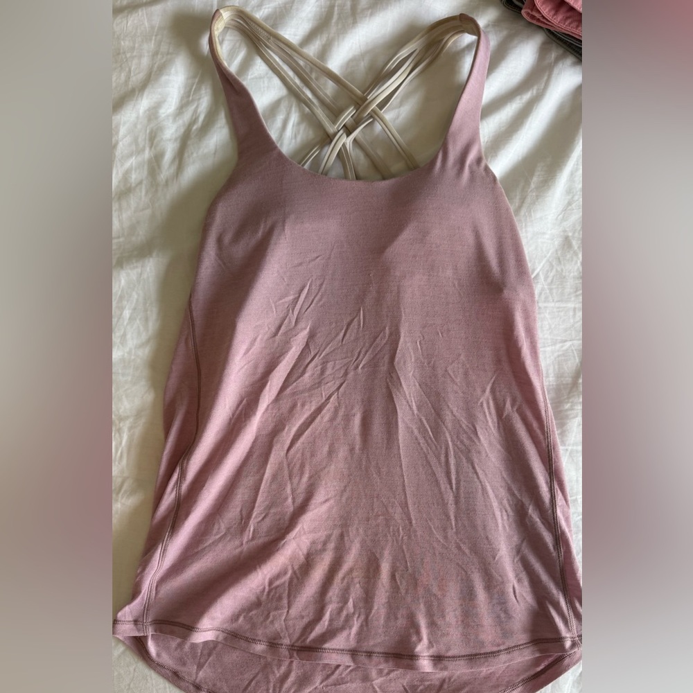 Lululemon tank 4